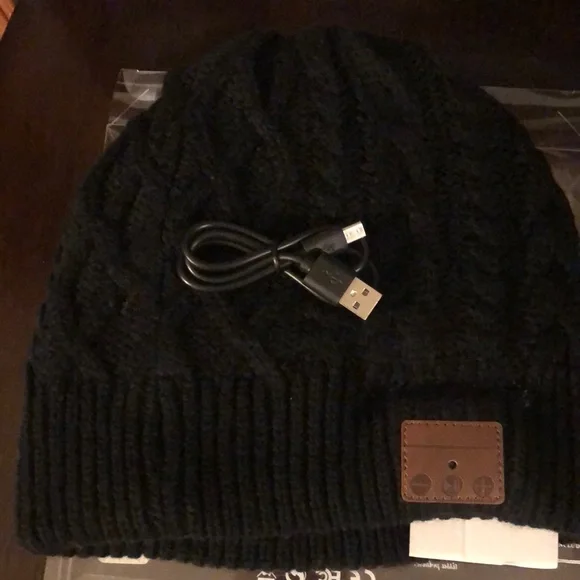 Bluetooth Knit Hat - Black - Picture 1 of 4